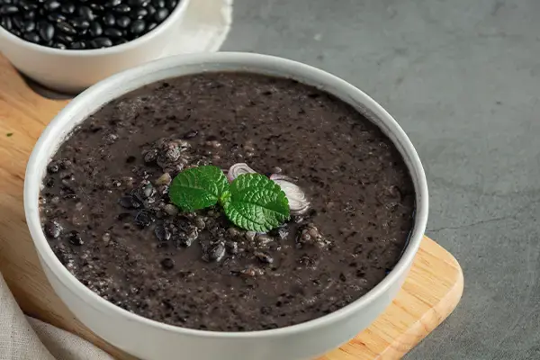 Tartinade de haricots noirs